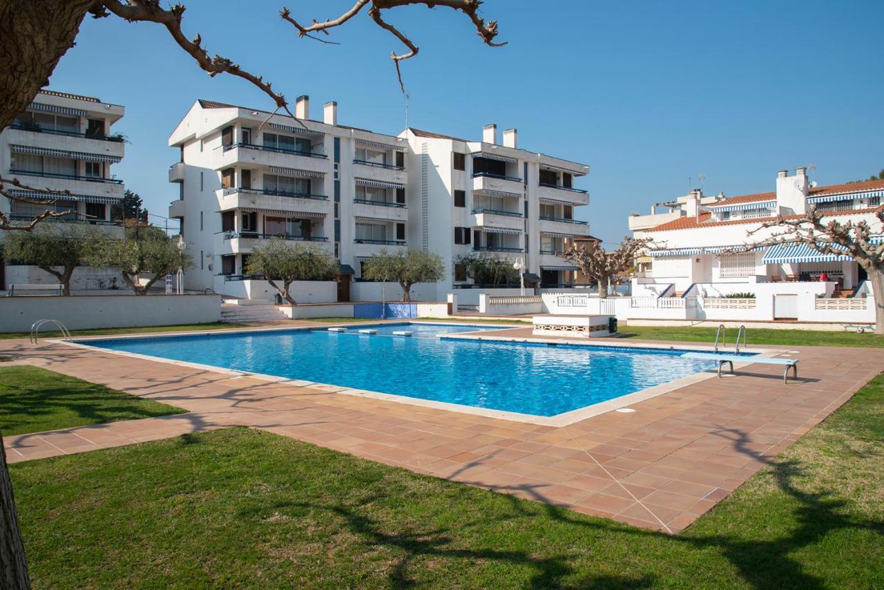 Casa Blanca Beach Apartment Torredembarra Exterior photo